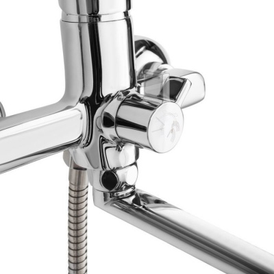 Смеситель для ванны с длинным изливом Nelson, Milardo, NELSBLCM10