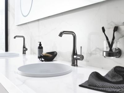 Смеситель для раковины GROHE Essence с донным клапаном, L-Size, суперсталь (24174DC1)